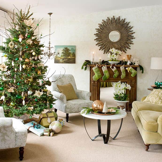 25 Beautiful Christmas Tree Decorating Ideas | DesignRulz