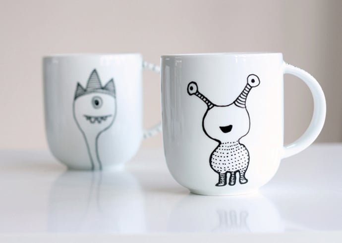 How to Decorate a Coffee Mug Using a Porcelain Marker