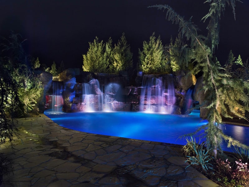 Epic swimming pool by caviness landscape usa for Pool design okc
