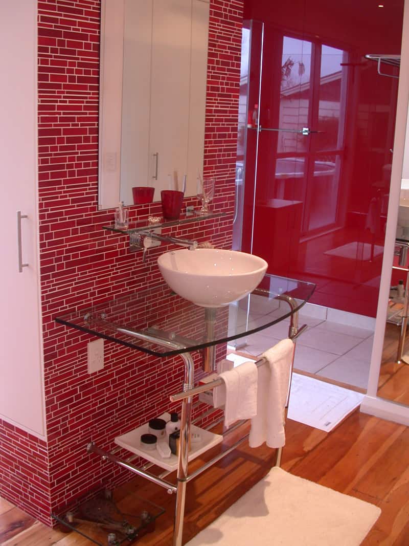 20 Red Bathroom Design Ideas