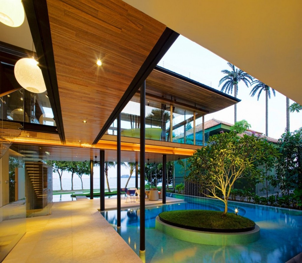 Luxury Fish House by Guz Architects