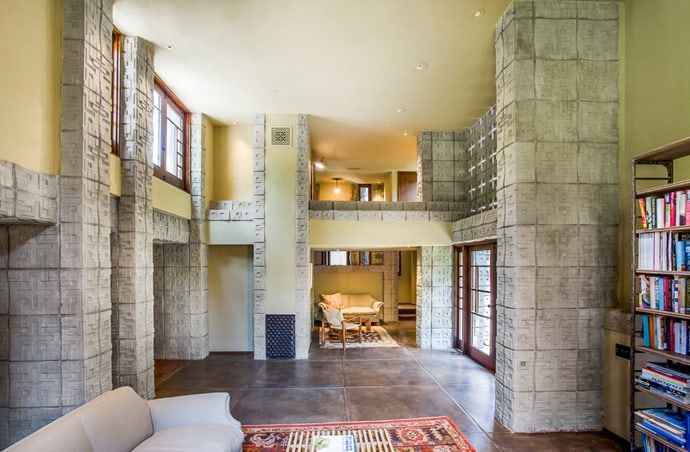 Frank Lloyd Wright - Millard House