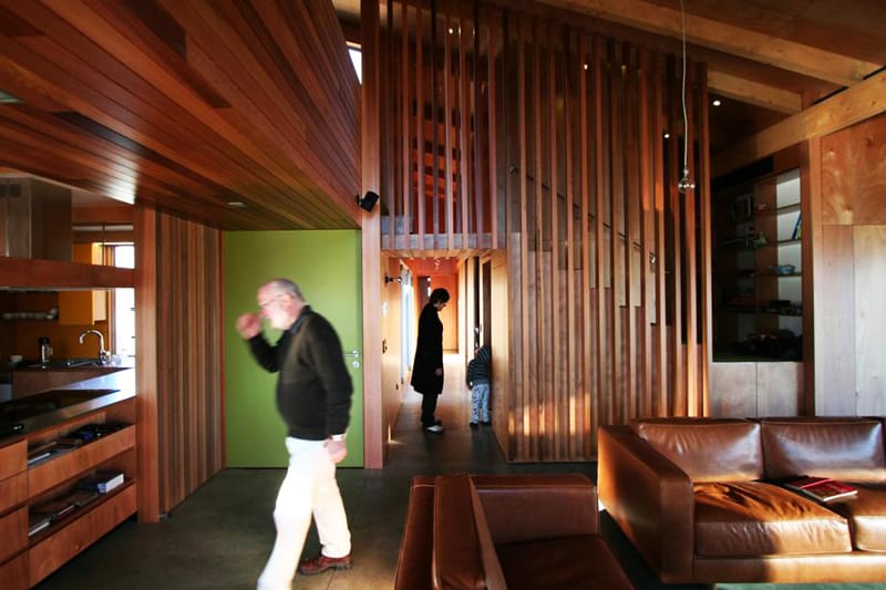 Wanaka-House-by-Lovell-Connell-Architects-designrulz (3)