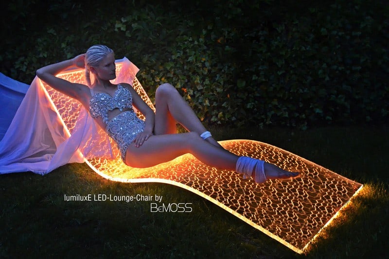 Lumiluxe LED Lounge Chair BeMoss (1)