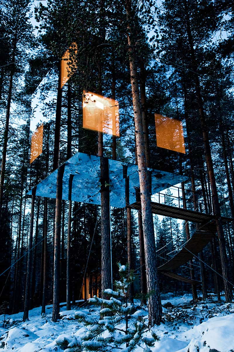 1 Mirror-Treehouse-In-Sweden-1 (1)