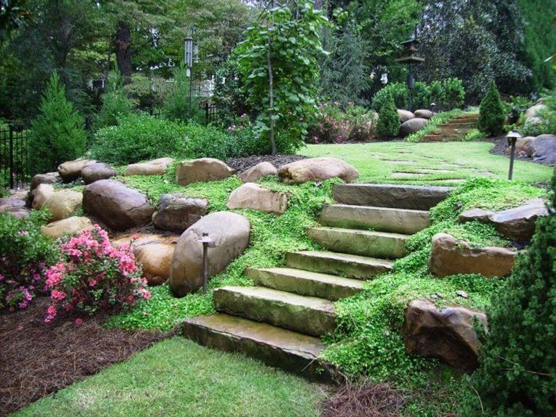 Amazing Ideas To Plan A Sloped Backyard, Steep Backyard Landscape Ideas