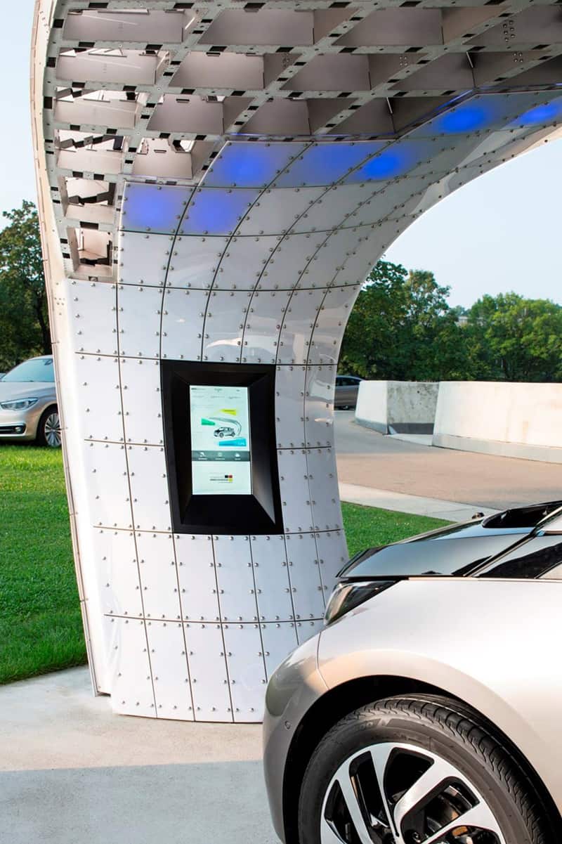 eight-point-one-s-BMW-welt-solar-charger-designrulz (5)