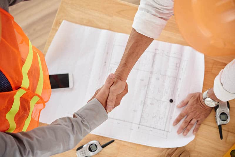 Checklist: Tips to Ensure You’re Hiring the Right Professional Contractor